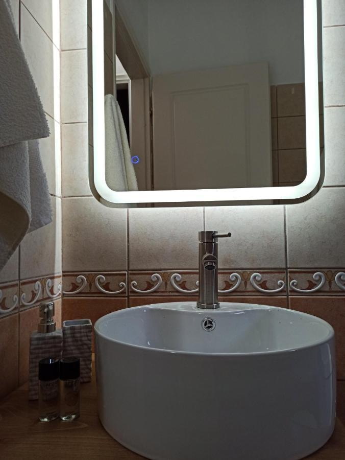 Olivo Nydri Apartment Luaran gambar