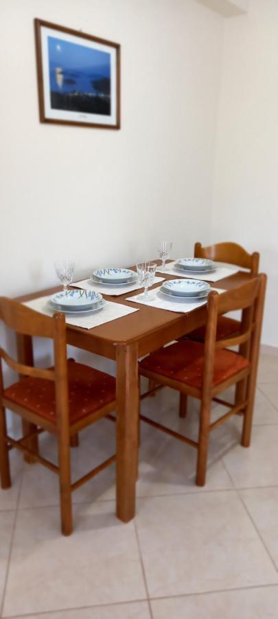 Olivo Nydri Apartment Luaran gambar